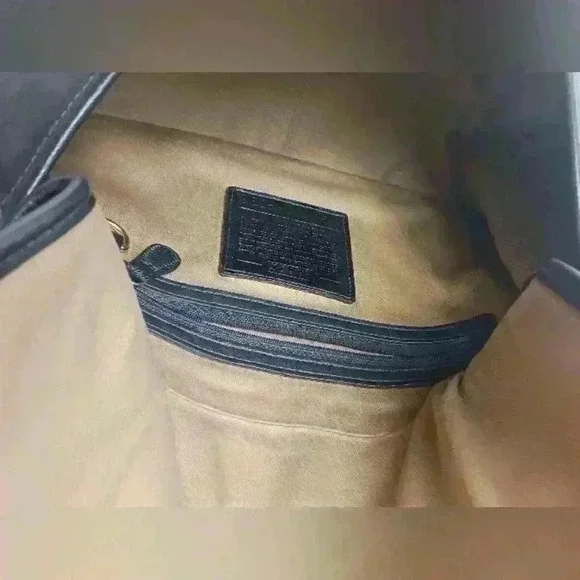 Rare Coach 9338 Legacy Crescent Leather Hobo Shoulder Bag EXCELLENT Condition - Picture 10 of 10